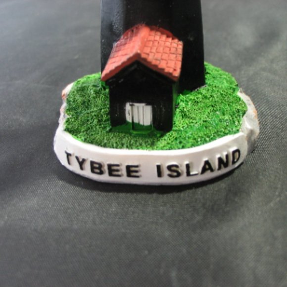 Lighthouse Model of the TYBEE ISLAND LIGHT. Georgia Chesapeake Bay Quality - Picture 2 of 3